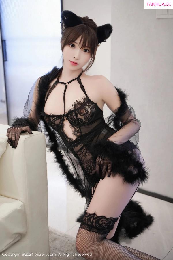   [XiuRen]高清写真图 2024.03.27 No.8297 梦灵儿Mini 黑丝性感第25张图片
